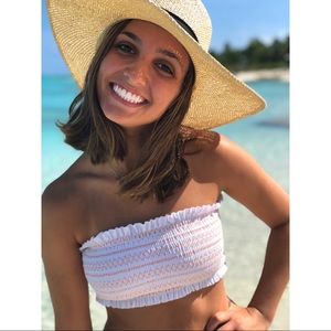 Meet your Posher, Garland